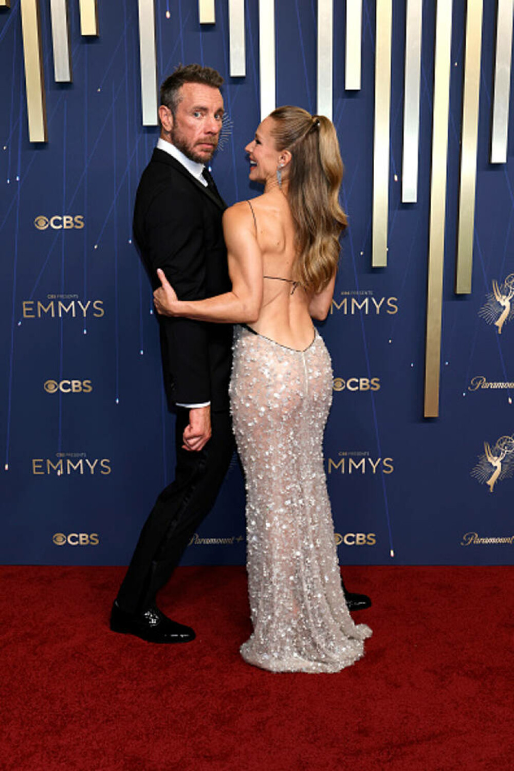 Cele mai bine îmbrăcate vedete la Emmy 2025. Ținutele spectaculoase cu care și-au făcut apariția pe covorul roșu GALERIE FOTO - Imaginea 63