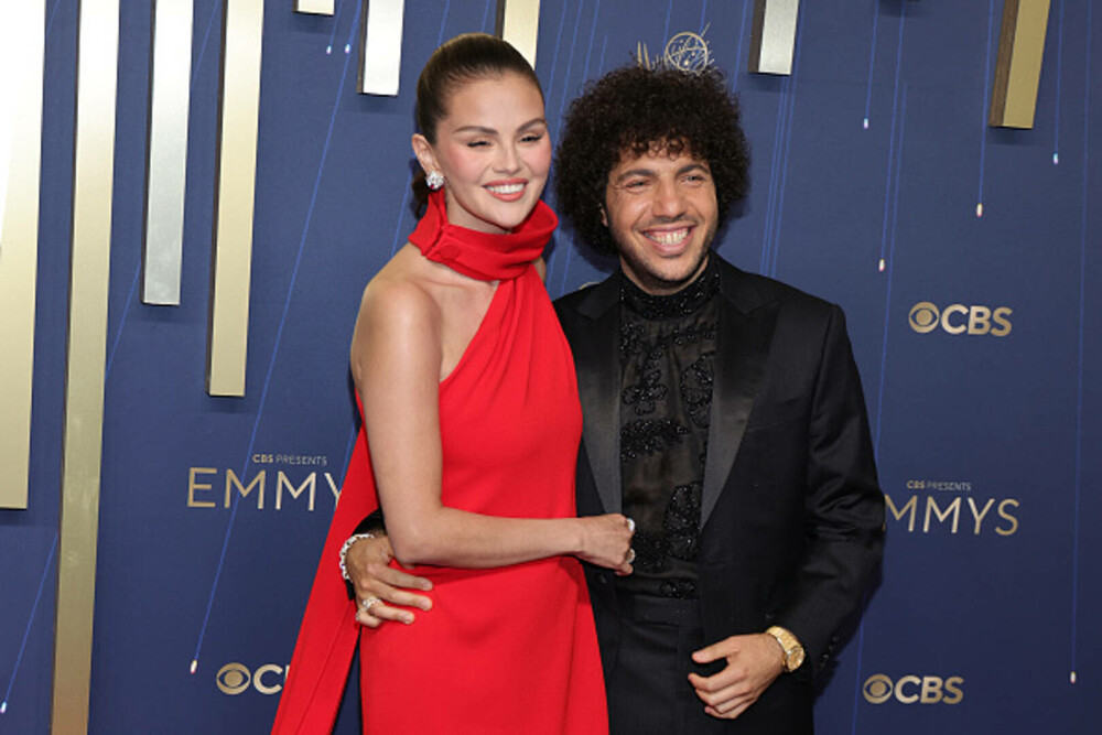 Cele mai bine îmbrăcate vedete la Emmy 2025. Ținutele spectaculoase cu care și-au făcut apariția pe covorul roșu GALERIE FOTO - Imaginea 77