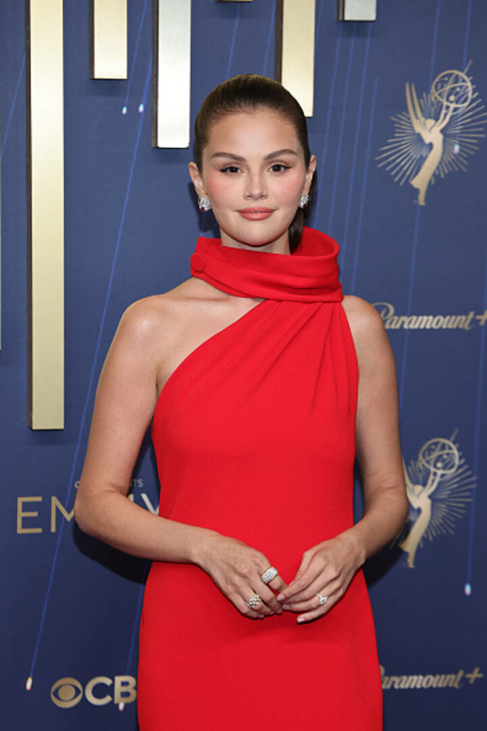 Cele mai bine îmbrăcate vedete la Emmy 2025. Ținutele spectaculoase cu care și-au făcut apariția pe covorul roșu GALERIE FOTO - Imaginea 79