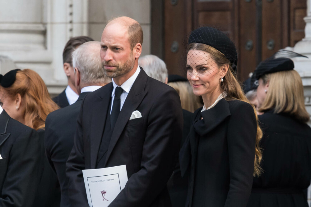 Prințesa Kate, apariție îndrăzneață cu pălărie de cowboy. Mesajul pentru echipa feminină de rugby a Angliei. FOTO - Imaginea 10