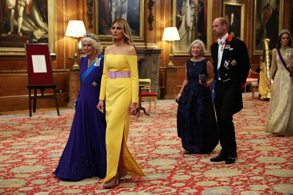 Dineu regal fastuos la Castelul Windsor, în onoarea președintelui SUA. Ținuta purtată de Melania Trump. GALERIE FOTO - Imaginea 34