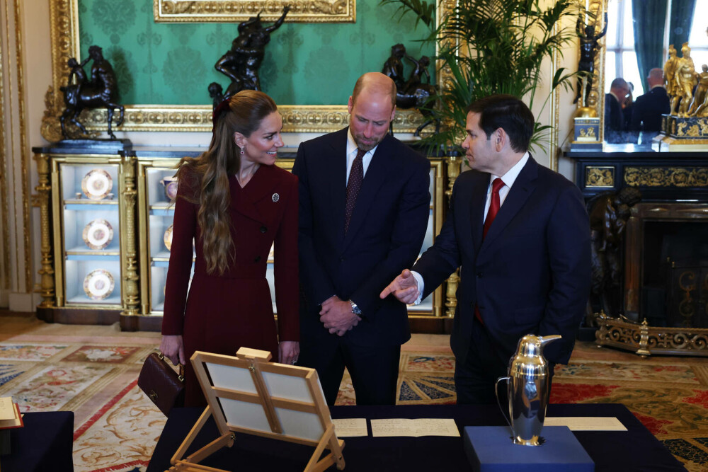 Kate Middleton, apariție elegantă la banchetul de stat din timpul vizitei lui Donald Trump. FOTO - Imaginea 7