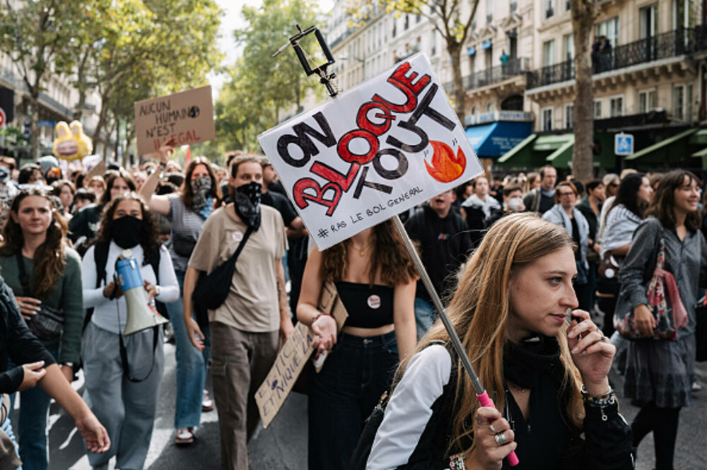 Greva generală paralizează Franța. Sindicatele protestează față de austeritatea bugetară. 