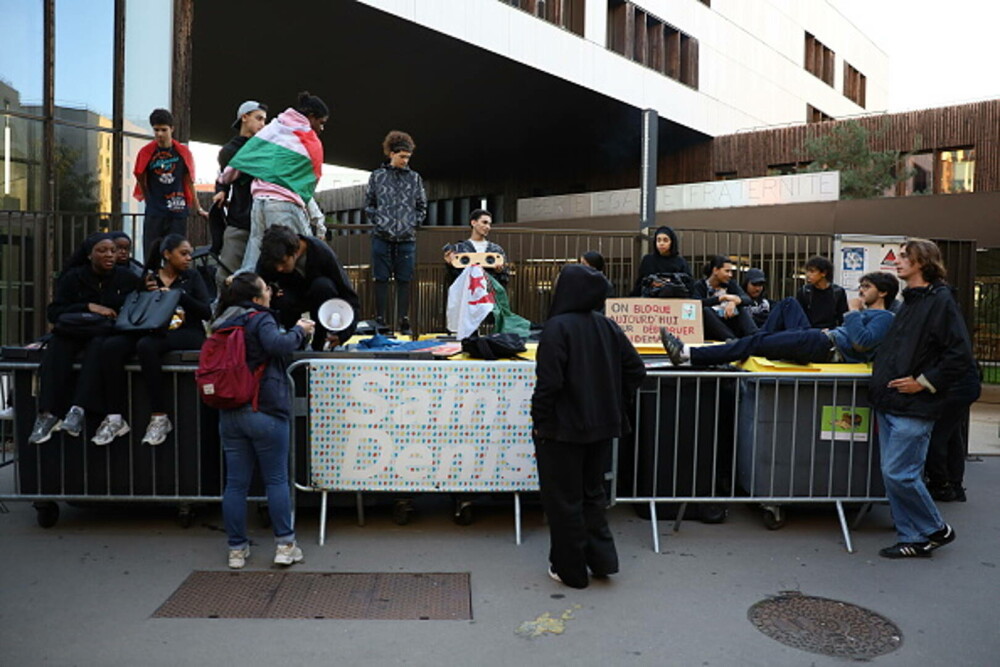 Greva generală paralizează Franța. Sindicatele protestează față de austeritatea bugetară. 