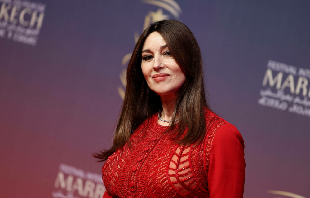 Surpriză la Hollywood: Monica Bellucci a confirmat despărțirea de regizorul Tim Burton, „cu mult respect și afecțiune” - Imaginea 15