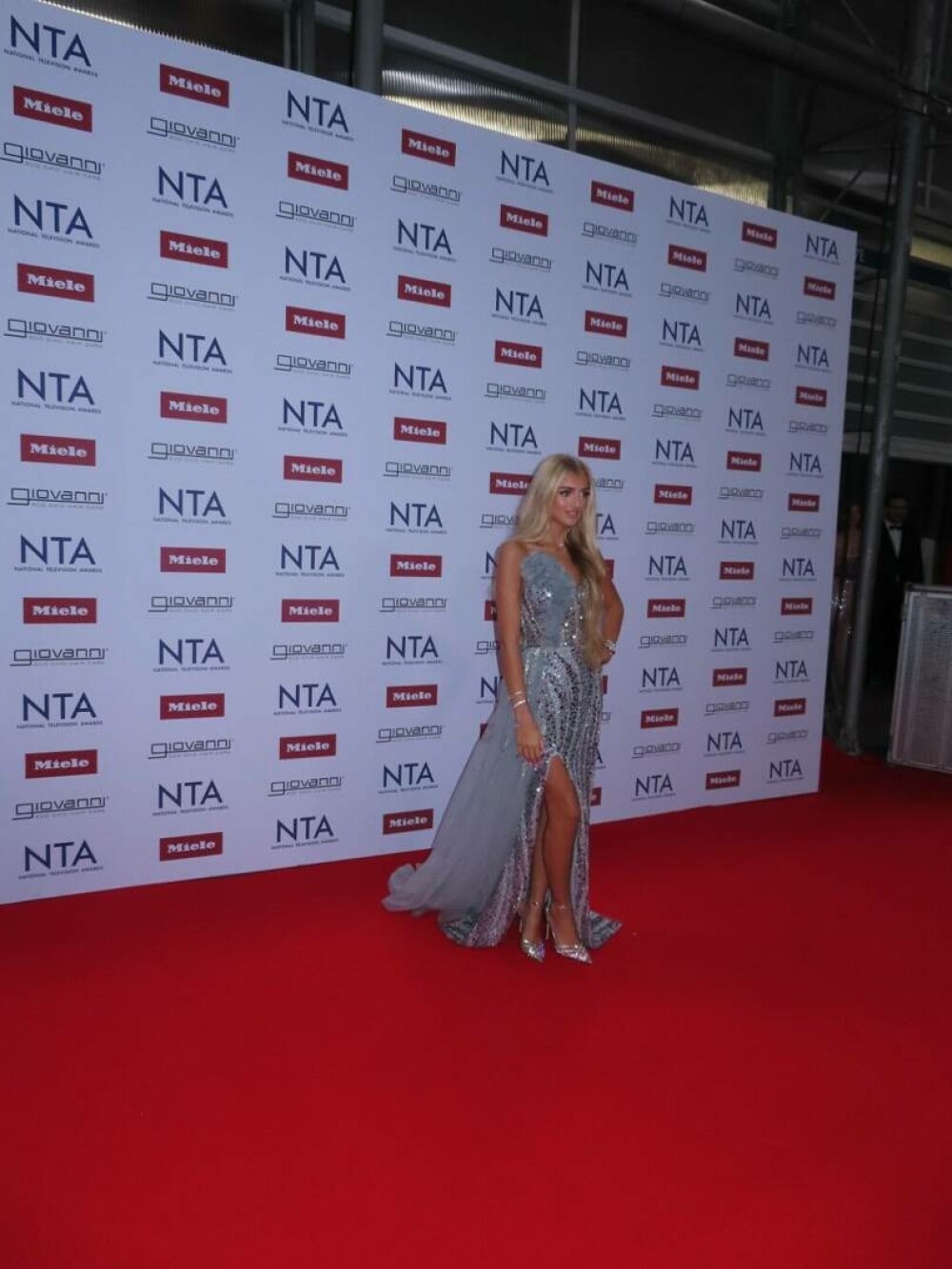 Princess Andre și Katie Price, „la cuțite”. Tânăra de 18 ani a fost criticată dur de mama sa. „Trebuie să-l concediați” - Imaginea 16