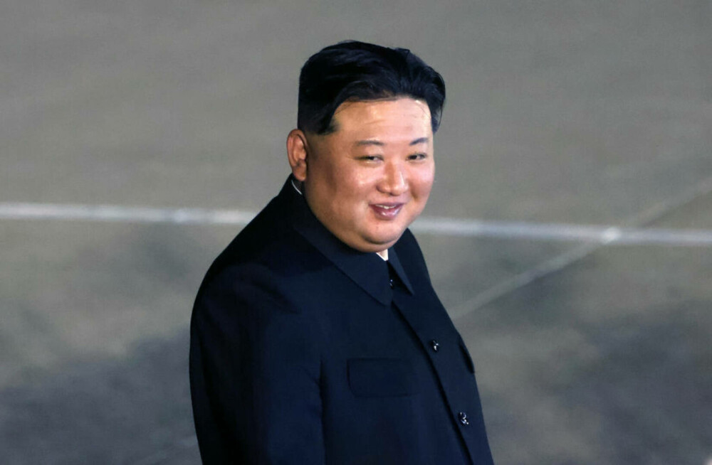 Kim Jong Un, apariție de senzație pe „insula comorilor”. Liderul nord-coreean, ținută fashion în fața supușilor. GALERIE FOTO - Imaginea 27