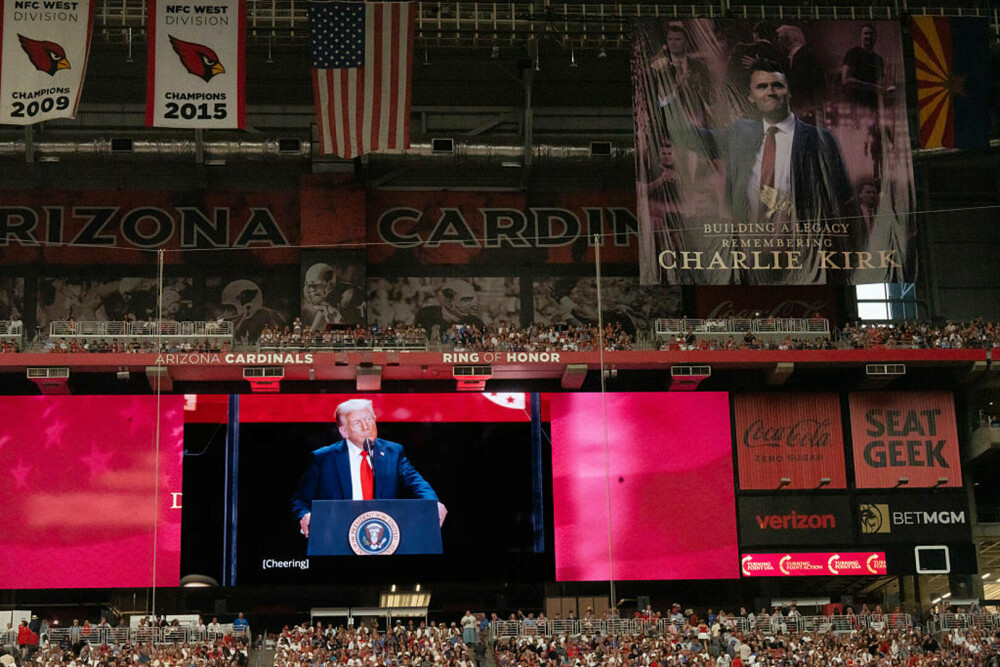 Trump, discurs electoral la comemorarea lui Charlie Kirk. A declarat că își „urăște” adversarii și a vorbit despre autism - Imaginea 8