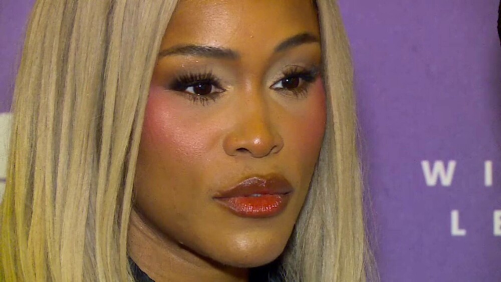 Raliul Gumball 3000 a revenit la București după 9 ani. Reacția unor străini, impresionați de spectacolul cu supermașini - Imaginea 2