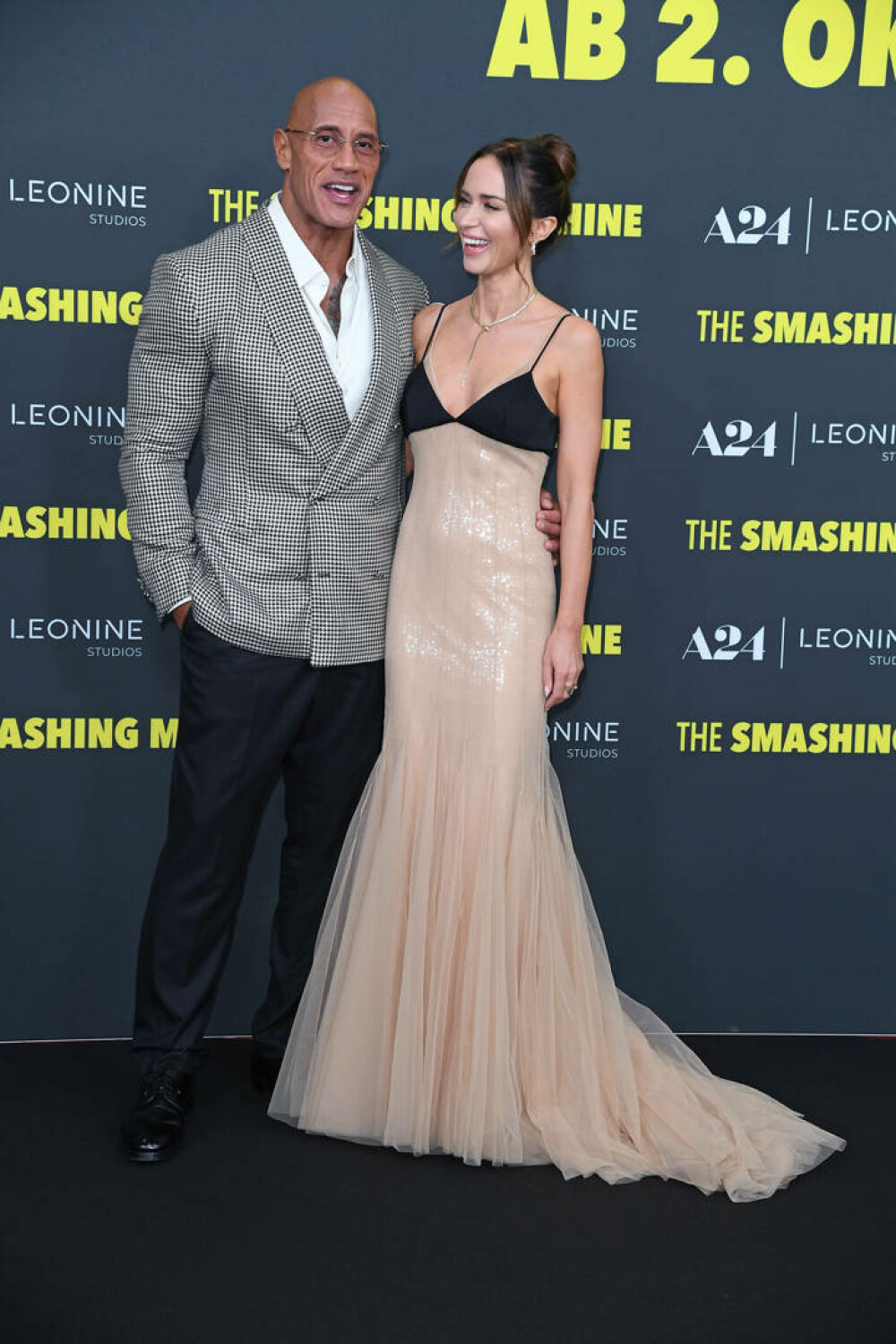 Emily Blunt a strălucit pe covorul roșu într-o rochie nude cu paiete. Cum arată ținuta purtată de actriță. GALERIE FOTO - Imaginea 24