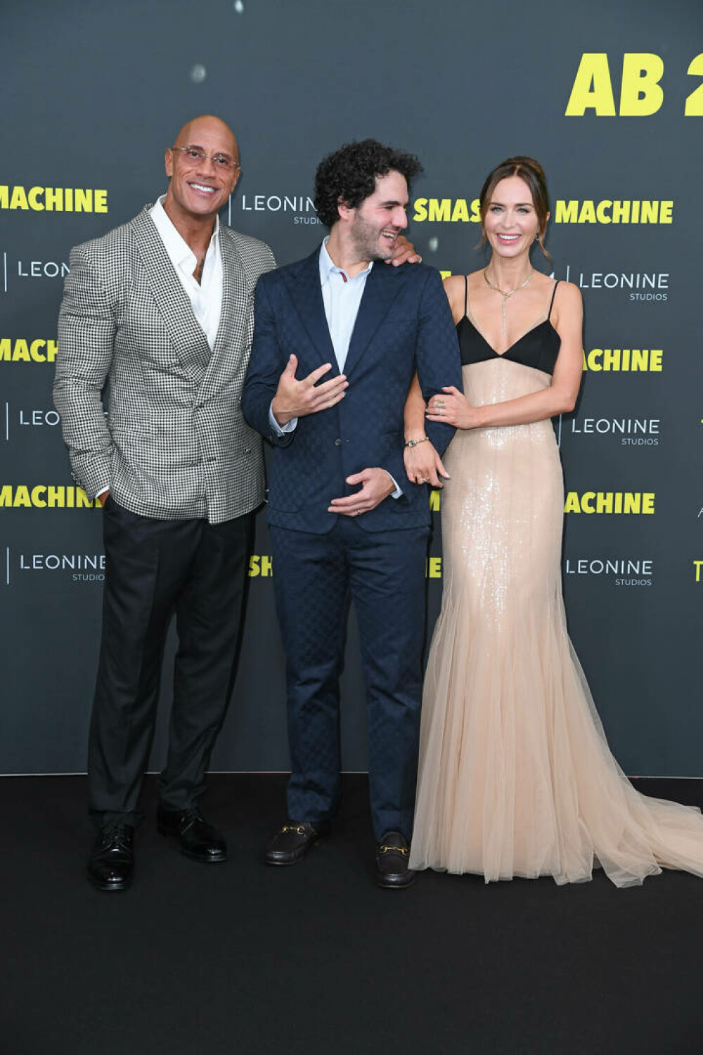 Emily Blunt a strălucit pe covorul roșu într-o rochie nude cu paiete. Cum arată ținuta purtată de actriță. GALERIE FOTO - Imaginea 25