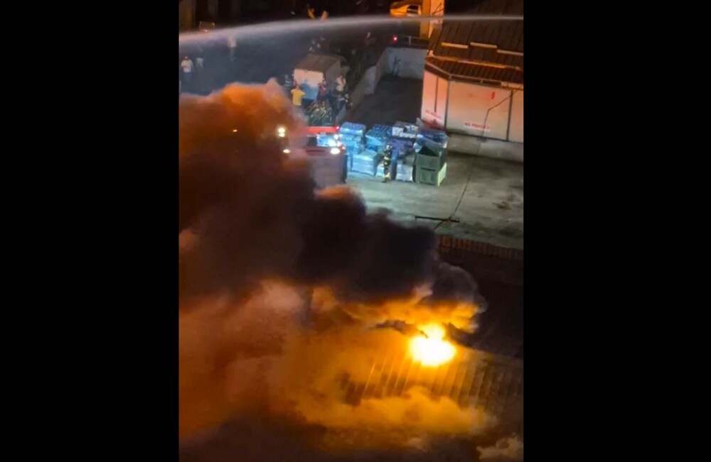 Incendiu uriaș la un depozit din București, în Pantelimon. Poluare de 7 ori peste limita admisă. VIDEO - Imaginea 9