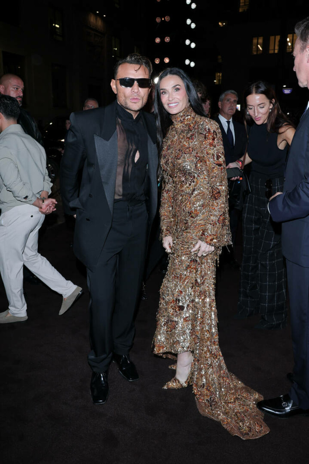 Demi Moore, apariție de senzație la Milano Fashion Week. Ținuta spectaculoasă care a cucerit publicul. GALERIE FOTO - Imaginea 17