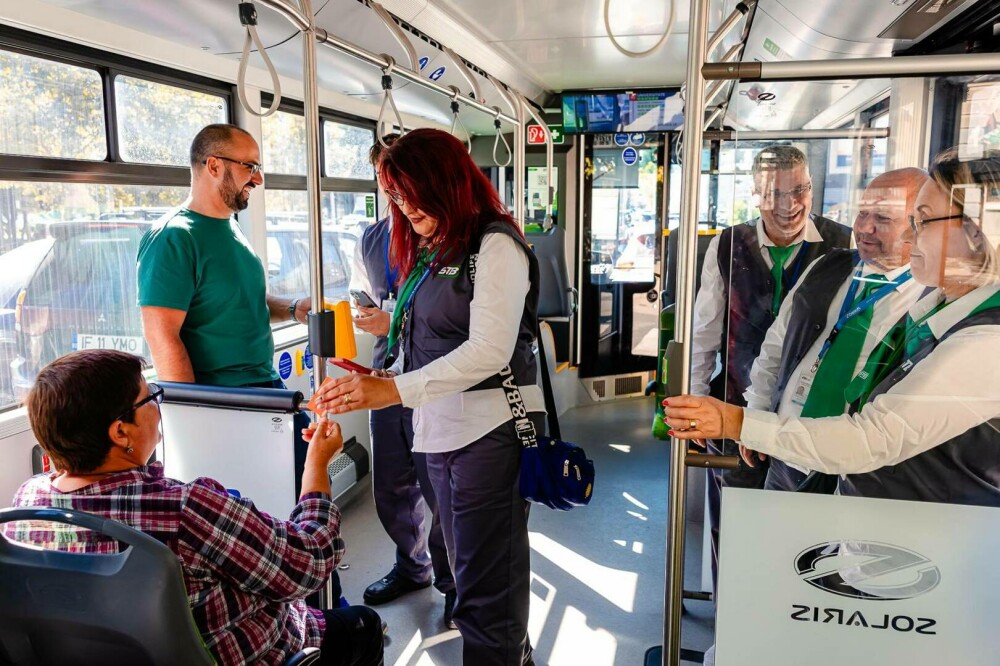 Controlorii Societății de Transport București (STB) vor avea uniforme noi. Cum arată | FOTO - Imaginea 2