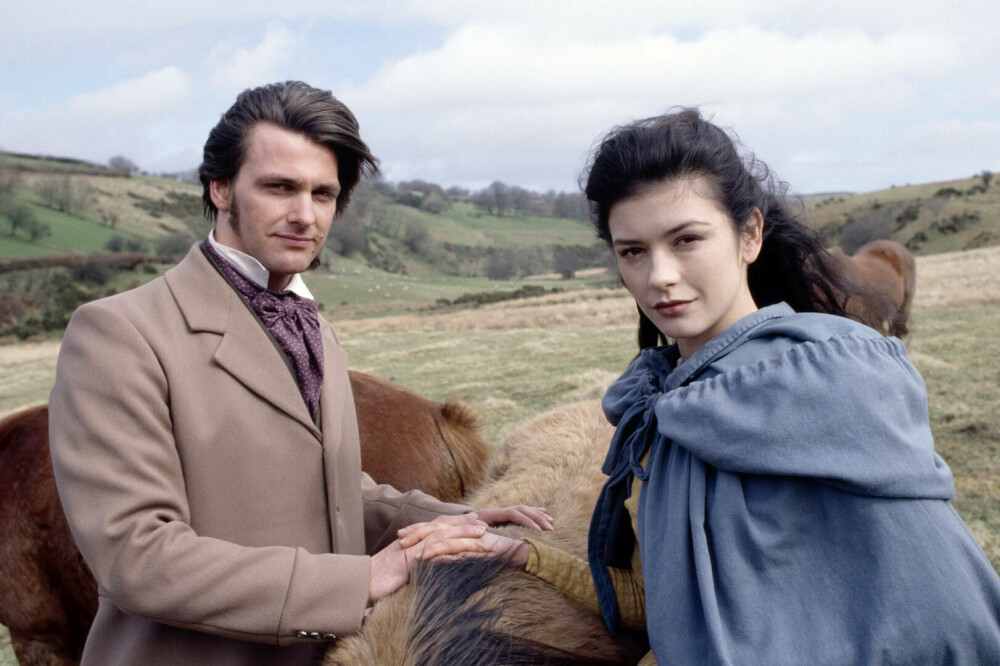 Catherine Zeta-Jones împlineşte 56 de ani. Cum arăta frumoasa actriță la începutul carierei. GALERIE FOTO - Imaginea 57