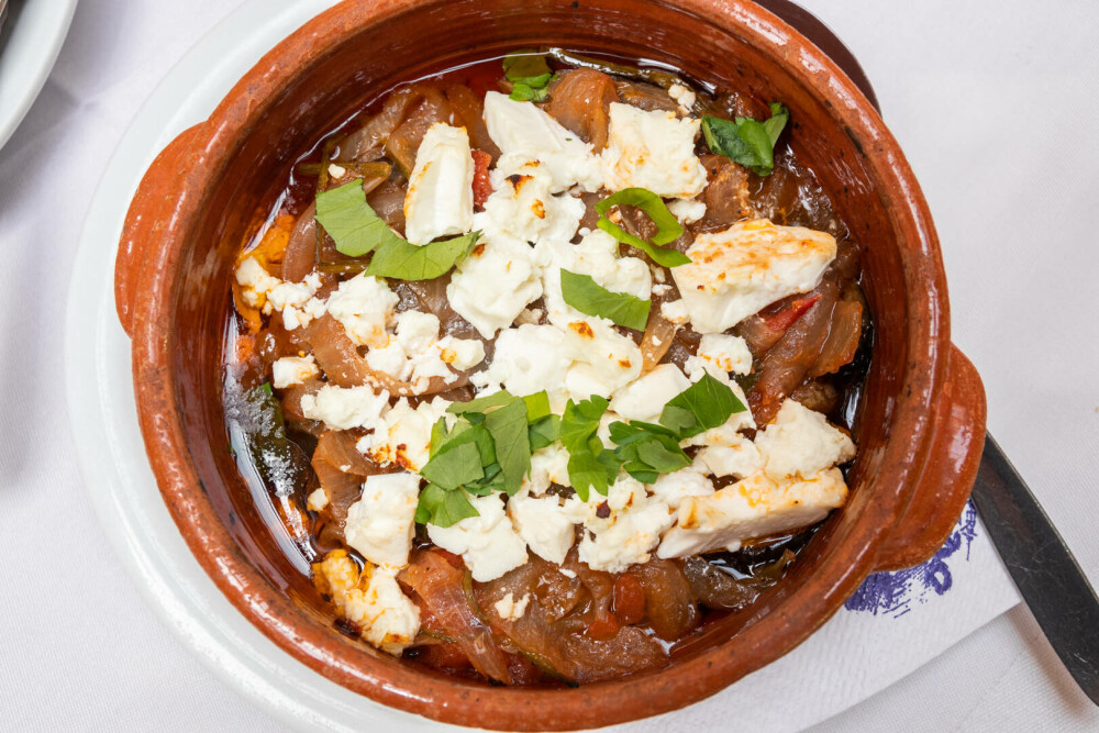 Mâncare de vinete grecească – cum se prepară. Rețete simple cu vinete gătite în stil grecesc - Imaginea 8