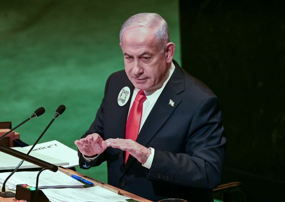 Benjamin Netanyahu, huiduit la ONU și întâmpinat cu săli goale. Zeci de delegații au părăsit sala în semn de protest. FOTO - Imaginea 3