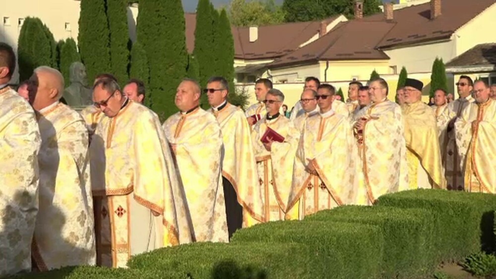 Cardinalul Lucian Mureșan, al treilea din istoria României, a murit la 94 de ani. Unde va avea loc înmormântarea - Imaginea 8