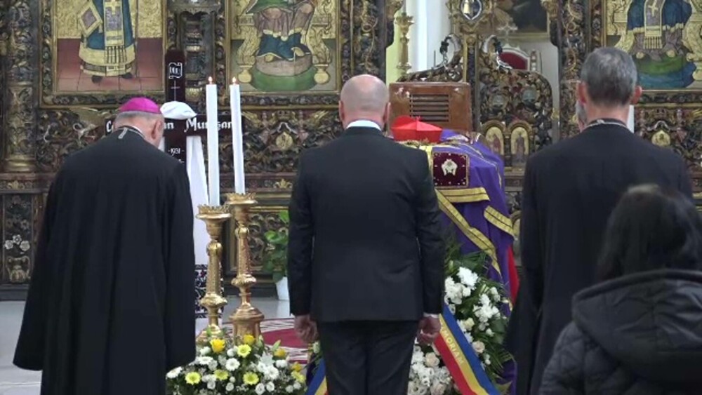 Nicuşor Dan participă luni, la Blaj, la înmormântarea cardinalului Lucian Mureşan. Ilie Bolojan: ”Dumnezeu să-l odihnească” - Imaginea 2