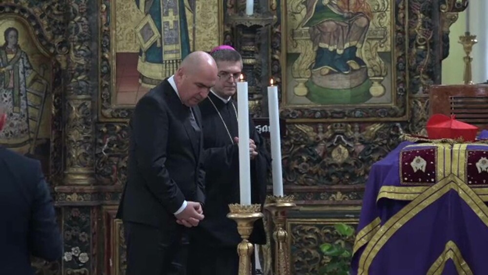 Nicuşor Dan participă luni, la Blaj, la înmormântarea cardinalului Lucian Mureşan. Ilie Bolojan: ”Dumnezeu să-l odihnească” - Imaginea 3