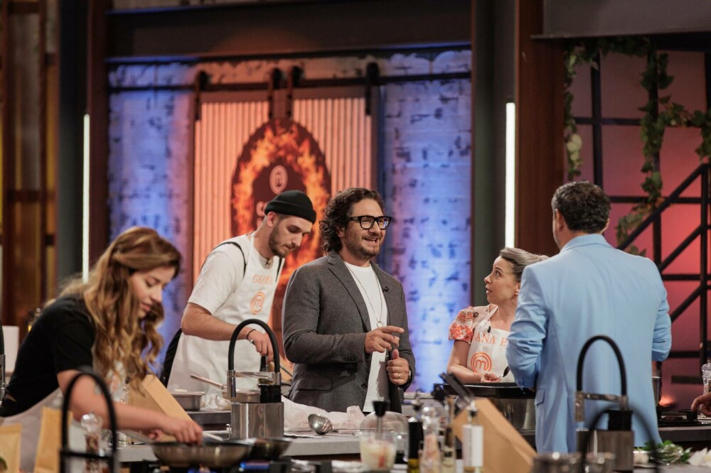 Cei mai buni 24 de concurenți intră astăzi în bucătăria MasterChef! Prima probă le dă bătăi de cap - Imaginea 3