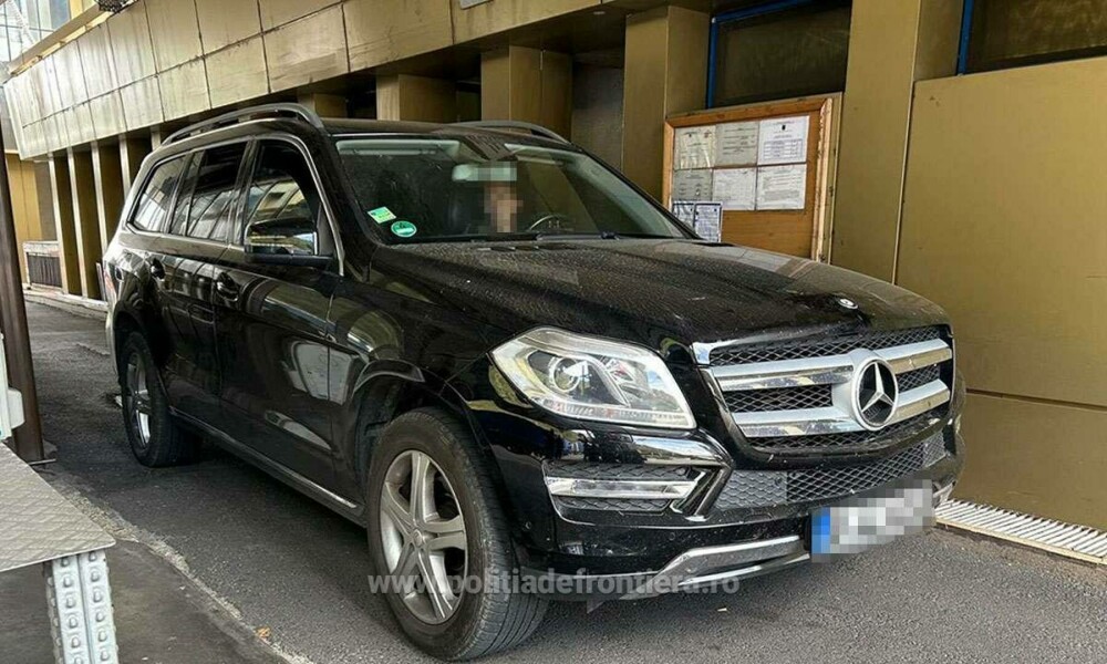 O mașină de 20.000 de euro a fost confiscată de polițiști în Mehedinți. Ce nereguli au descoperit în urma unui control. FOTO - Imaginea 2