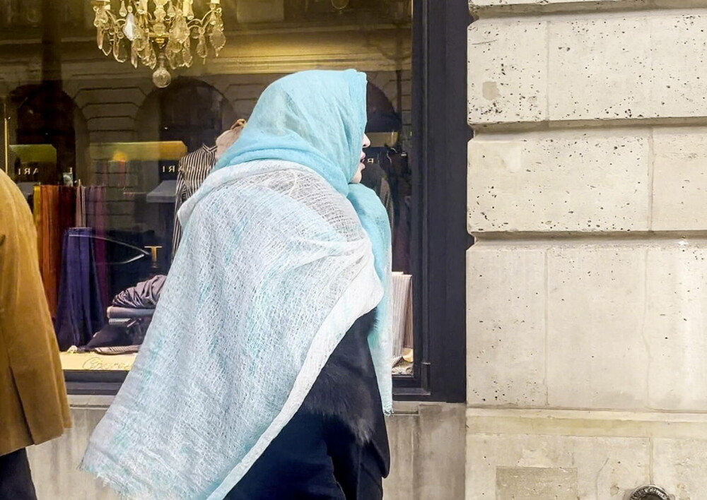 Madonna, de nerecunoscut pe străzile din Paris. Ținuta excentrică cu care au surprins-o paparazzii. FOTO - Imaginea 18