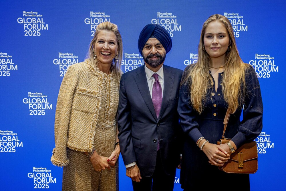 Prințesa care schimbă rochia cu uniforma militară. Amalia are 21 de ani și începe pregătirea ca rezervistă. GALERIE FOTO - Imaginea 11