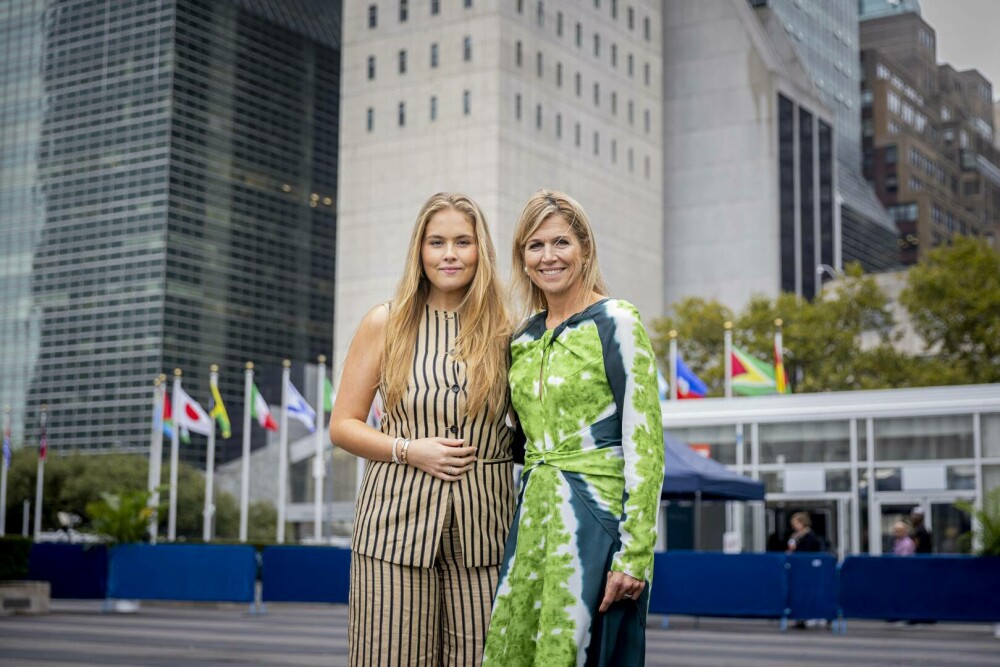 Prințesa care schimbă rochia cu uniforma militară. Amalia are 21 de ani și începe pregătirea ca rezervistă. GALERIE FOTO - Imaginea 12