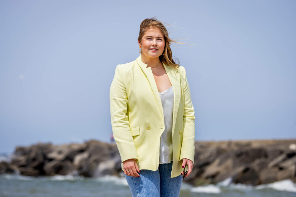 Prințesa care schimbă rochia cu uniforma militară. Amalia are 21 de ani și începe pregătirea ca rezervistă. GALERIE FOTO - Imaginea 15