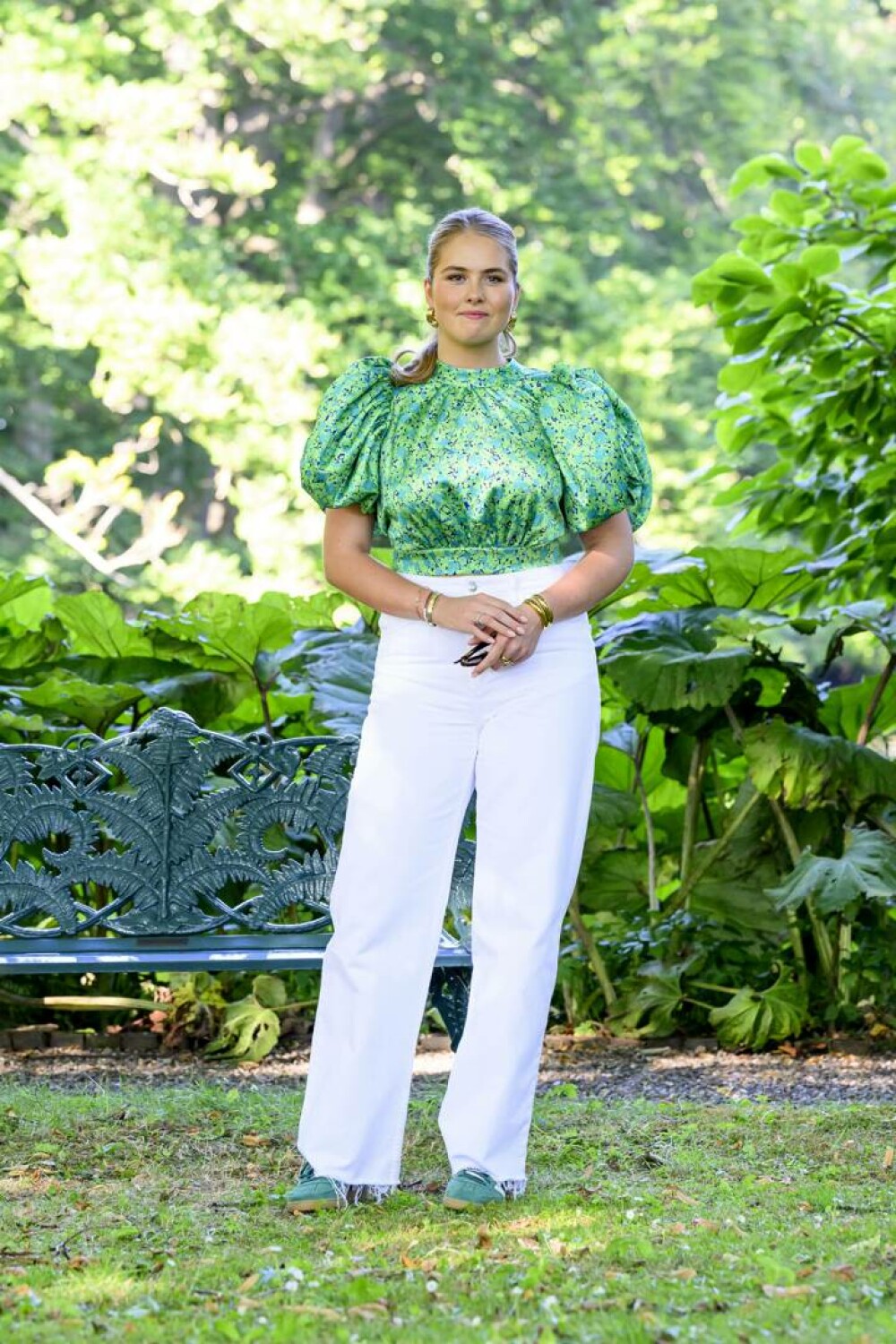 Prințesa care schimbă rochia cu uniforma militară. Amalia are 21 de ani și începe pregătirea ca rezervistă. GALERIE FOTO - Imaginea 36