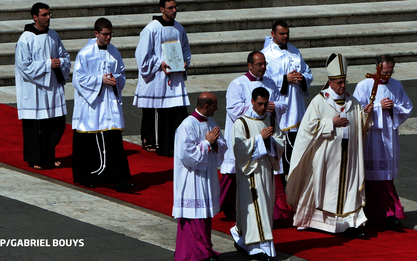 Papa Francisc in 3D ceremonie Vatican