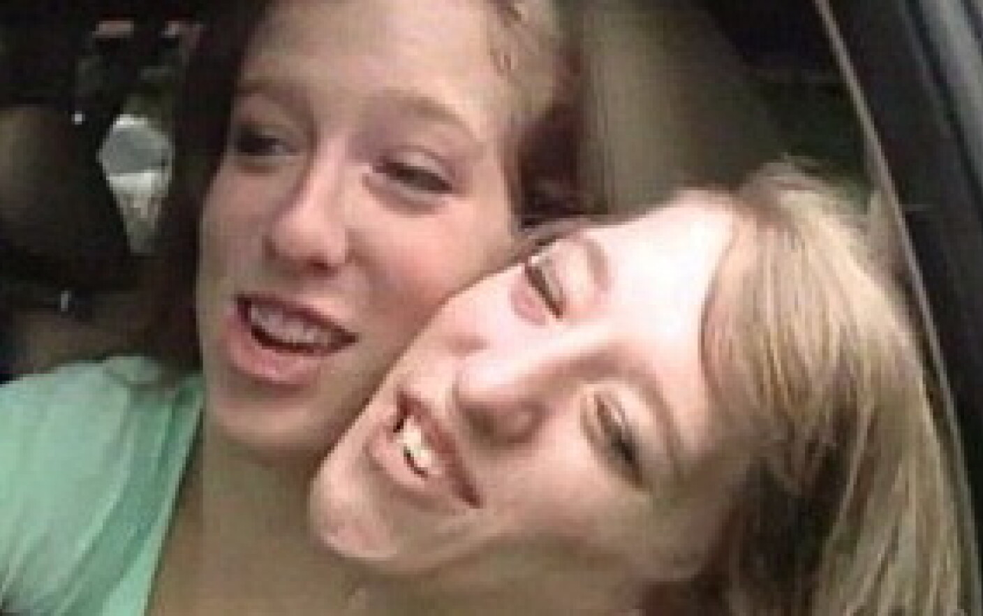 Conjoined twins Abigail and Brittany Hensel — Steemit