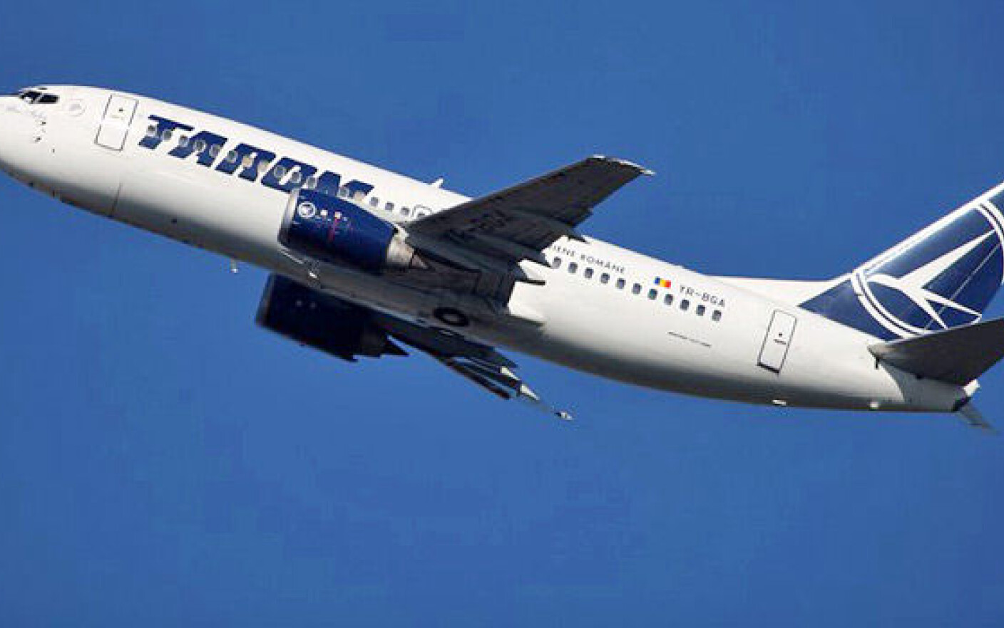 Probleme pentru o cursa Tarom Bucuresti Cluj. Avionul sa intors pe