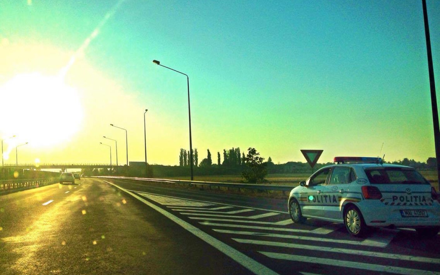 masina de politie pe Autostrada Soarelui