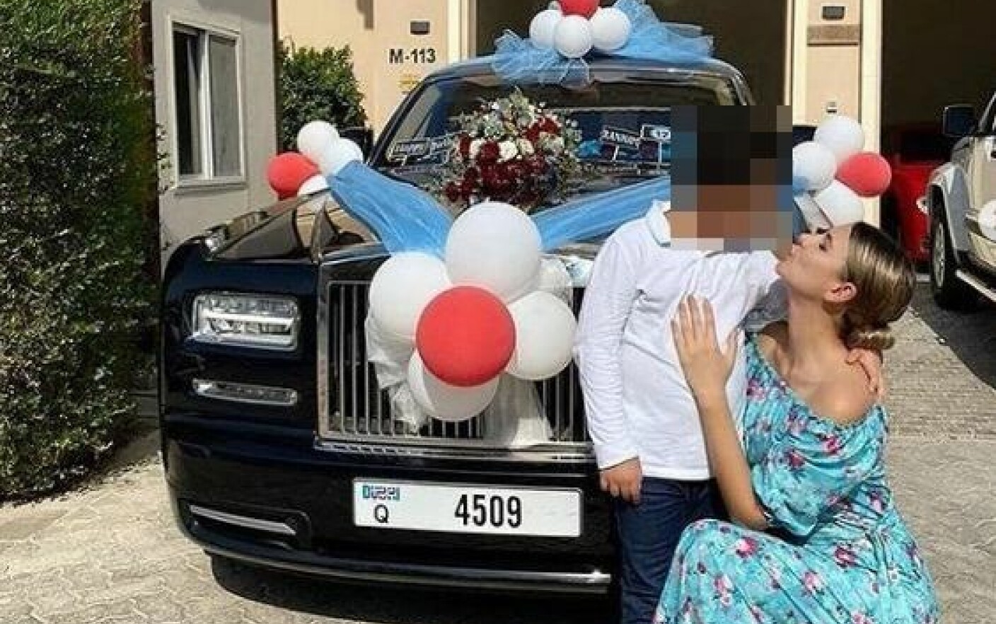 O mamă i-a luat cadou fiului de 12 ani un Rolls Royce de 275.000 de euro. Ce s-a întâmplat după