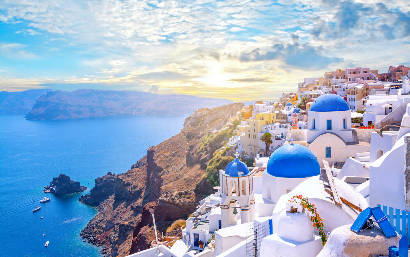 «Greekend», μια νέα καμπάνια μέσω της οποίας οι ελληνικές αρχές ελπίζουν να προσελκύσουν τουρίστες.  Ποιες είναι οι προσφορές
