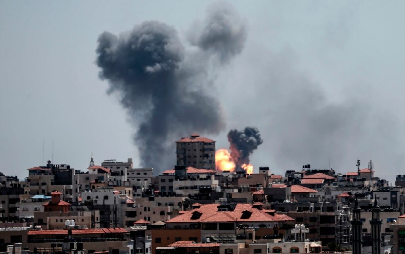 Ripostă militară israeliană în Fâşia Gaza după tiruri cu rachete efectuate de Hamas