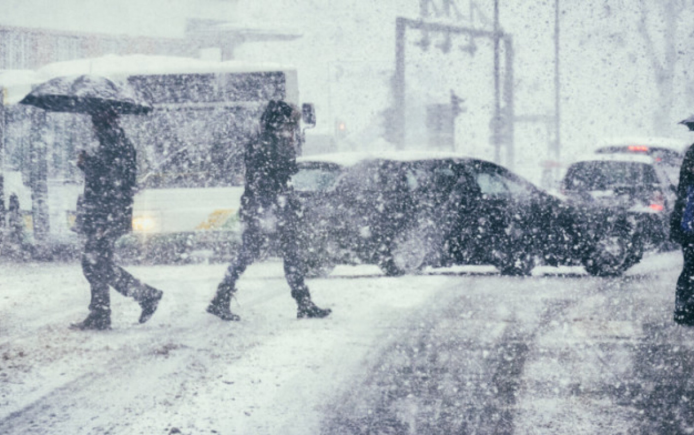 Vreme extremă în Rusia. O „ninsoare apocaliptică” a „îngropat” Moscova sub 56 de centimetri de ză - STIRILEPROTV.RO