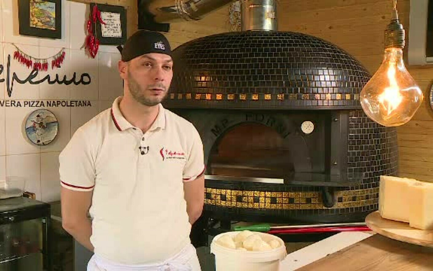 Pizzerie, sempre richieste in Romania.  Che stipendio hanno qui, rispetto all’Italia