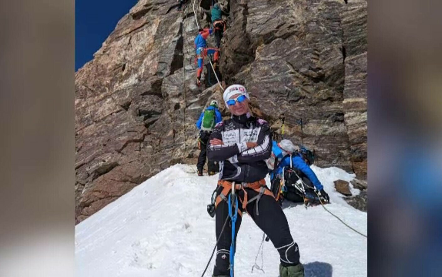 Un rumeno è morto sulle Alpi il giorno dopo essere scampato vivo a una valanga.  È tornato a prendere i suoi cani