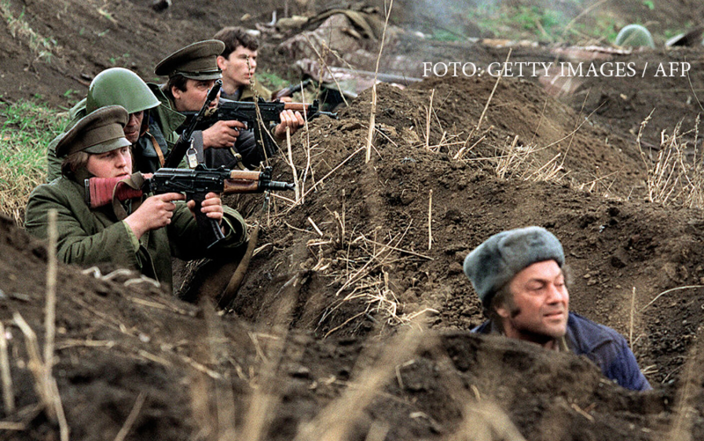 separatisti transnistreni si cazaci in razboiul din Transnistria, 1992
