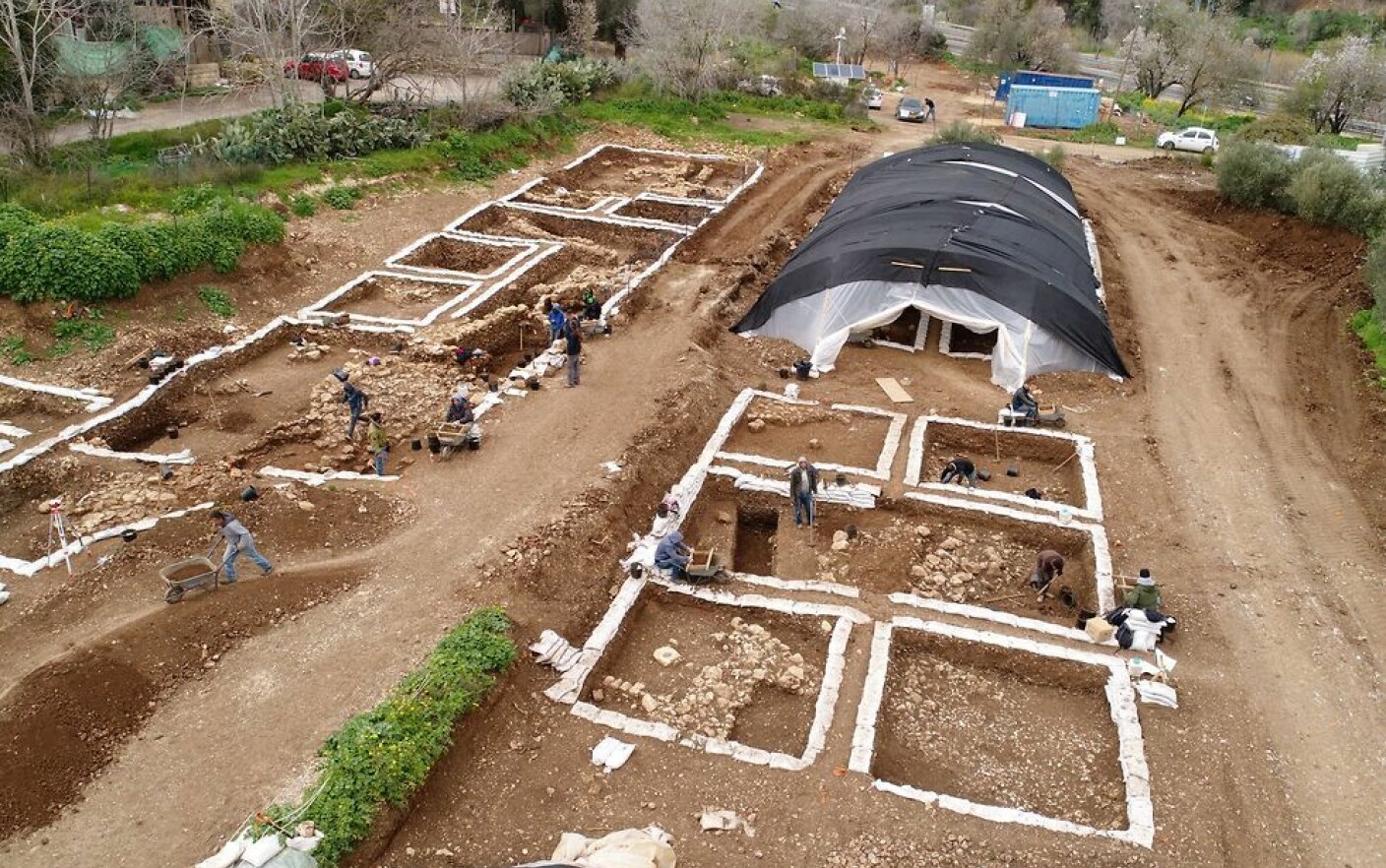 Una dintre cele mai mari așezări din Epoca de Piatră, descoperită în Israel. Are 9.000 de ani - 1