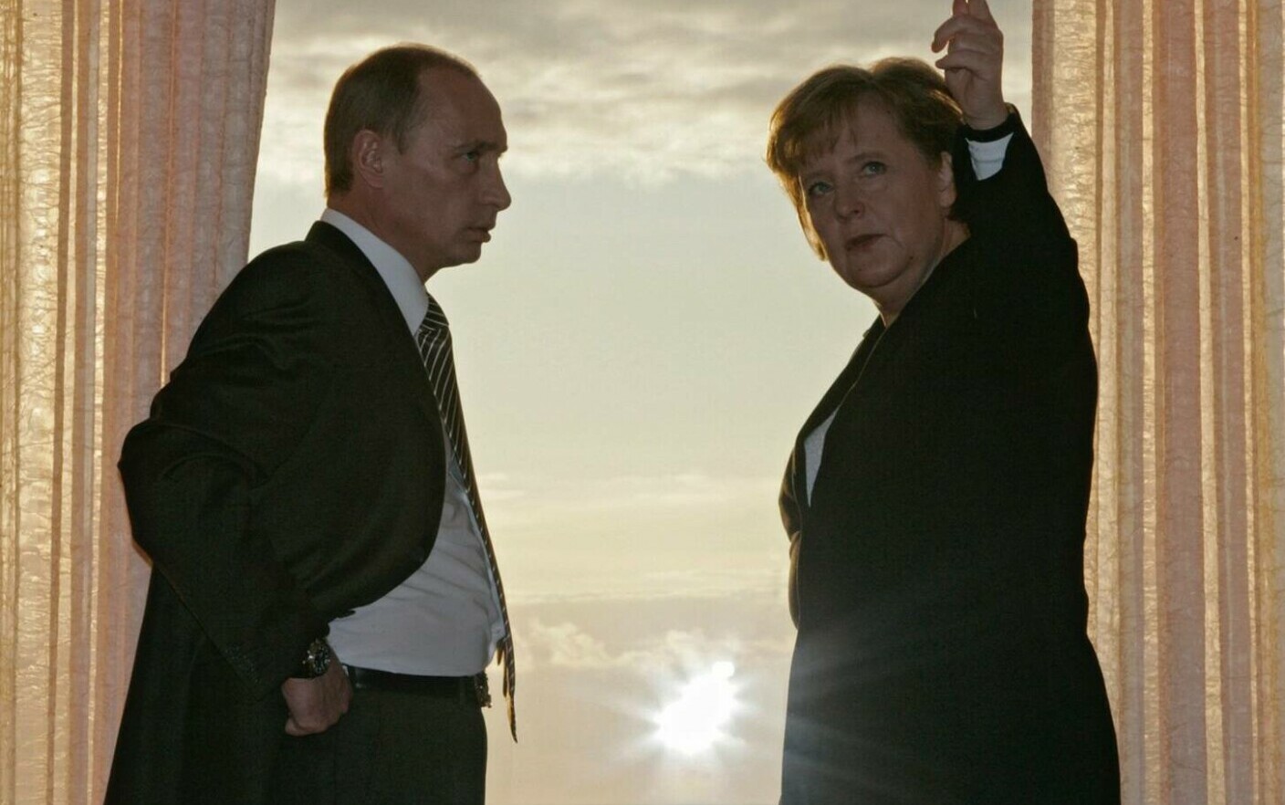 Angela Merkel spune că Putin a invadat Ucraina pentru că nu mai era ea cancelar