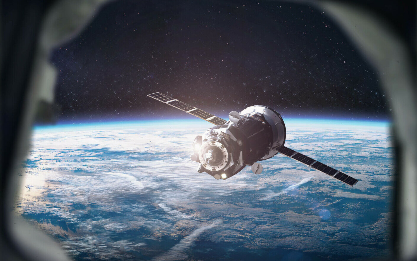 NASA anunță că americanul de pe Stația Spațială Internațională va reveni ”cu siguranță” pe Pământ cu nava rusească Soyuz