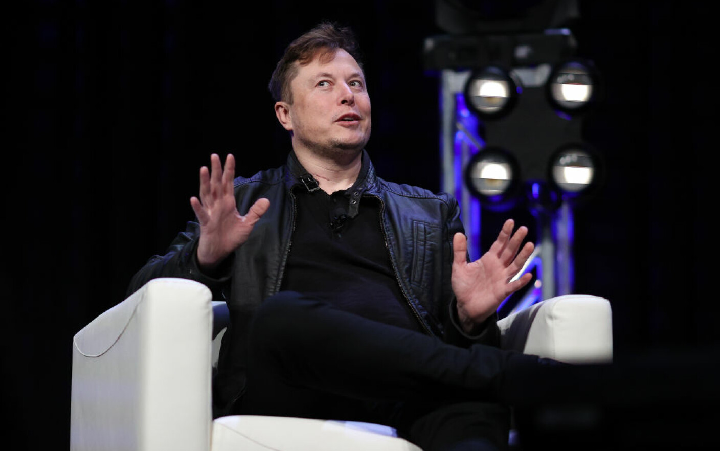 Elon Musk și-a scos la vânzare proprietățile din California. Miliardarul vrea să se mute cu chirie