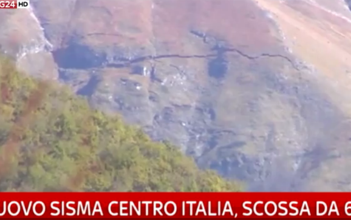 cutremur in Italia, 30 octombrie, munte crapat