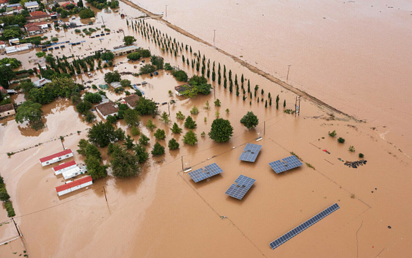 «Πρέπει να δράσουμε γρήγορα».  Έρευνα στην Ελλάδα για τις φονικές πλημμύρες που προκάλεσε ο κυκλώνας Δανιήλ