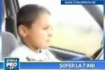 INCONSTIENTA MAXIMA! Si-a pus fiul de 7 ani sa conduca masina! VEZI VIDEO!