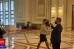 Reacţia premierului interimar, după ce Diana Şoşoacă a venit fără mască